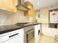 Недвижимость Crescent Rd, Haringey: 3