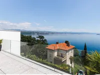 Недвижимость Четырёхкомнатная квартира в центре: 3