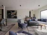 Недвижимость Четырёхкомнатная квартира в центре: 14