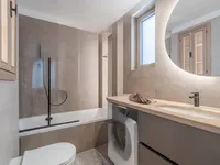 Недвижимость Трёхкомнатная квартира, центр: 6