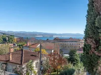 Недвижимость Трёхкомнатная квартира, центр: 10