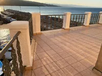 Недвижимость Многоквартирный дом Волоско: 1