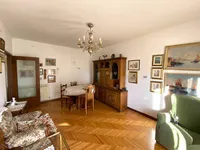 Недвижимость Трёхкомнатная квартира в центре: 2