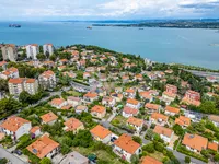 Недвижимость Дом в Копере: 12