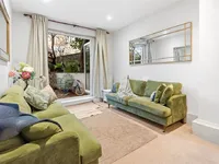 Недвижимость Finborough Road: 9