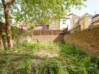 Недвижимость Portnall Road: 2