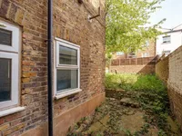 Недвижимость Portnall Road: 6