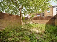 Недвижимость Portnall Road: 8