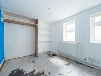 Недвижимость Portnall Road: 18