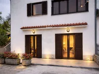 Недвижимость Двухкомнатная квартира в Опатии: 1