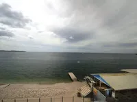 Недвижимость Трёхкомнатная квартира у моря: 1