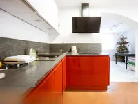 Недвижимость Пятикомнатная и более квартира в Нова Сеча: 1