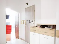 Недвижимость Пятикомнатная и более квартира в Нова Сеча: 7