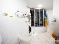 Недвижимость Пятикомнатная и более квартира в Нова Сеча: 8