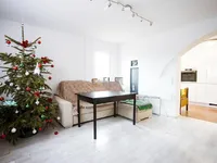 Недвижимость Пятикомнатная и более квартира в Нова Сеча: 10