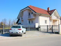 Недвижимость Дом, Поле: 2