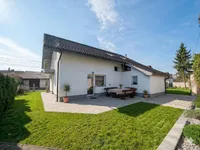 Недвижимость Дом в Поле: 1