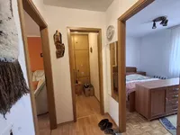 Недвижимость Дом с террасой Ново Залог: 3