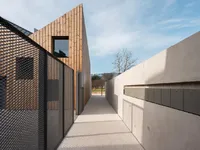 Недвижимость Дом с террасой на озере: 6