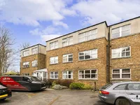 Недвижимость Ferndale Road: 8