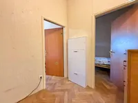 Недвижимость Трехкомнатная квартира Центр: 12