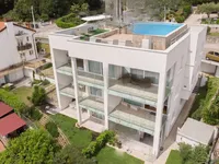 Недвижимость Трёхкомнатная квартира в Опатии: 2