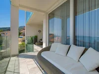 Недвижимость Трёхкомнатная квартира в Опатии: 6