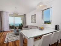 Недвижимость Трёхкомнатная квартира в Опатии: 13