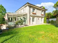 Недвижимость Single house 9 rooms: 1