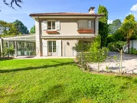 Недвижимость Single house 9 rooms: 2