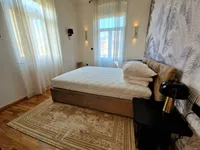 Недвижимость Двухкомнатная квартира в центре: 7