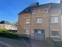 Недвижимость House for sale in Steinsel: 1