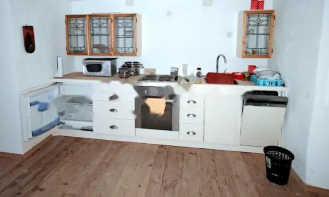 Недвижимость Дом в Кропе: 13