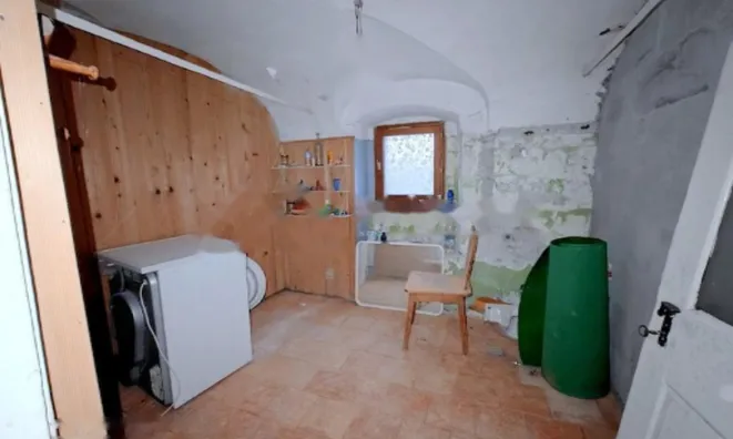 Недвижимость Дом в Кропе: 14