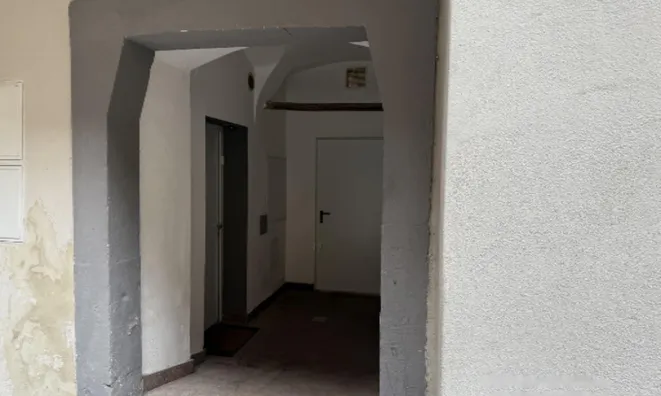 Недвижимость Квартира, центр Любляны: 10