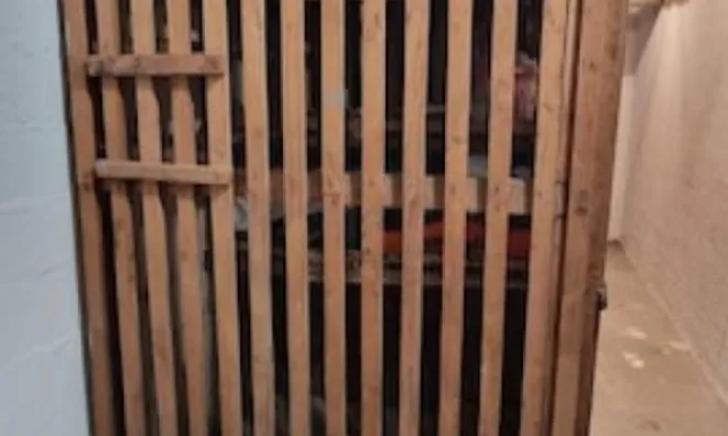 Недвижимость Трёхкомнатная квартира Центр: 2
