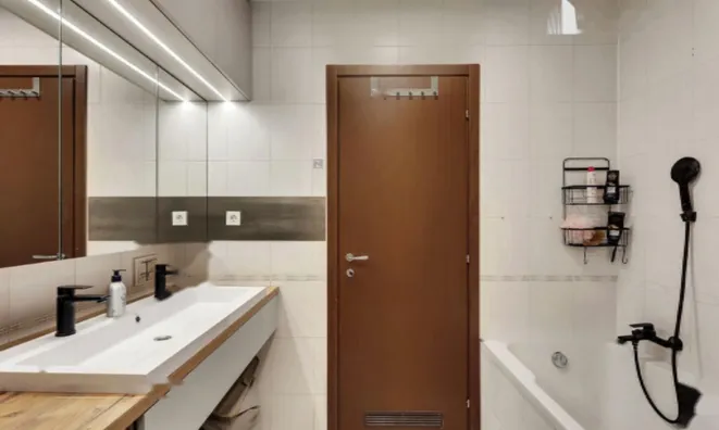 Недвижимость Квартира, 5 и более комнат Чрнуче.: 25