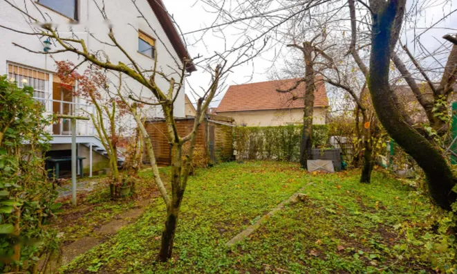 Недвижимость Квартира, 5 и более комнат, Центр: 2