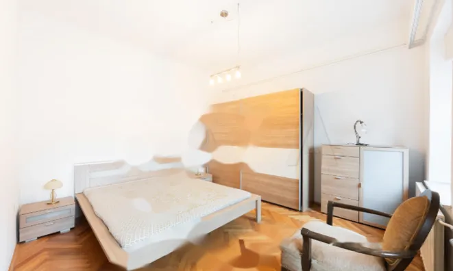Недвижимость Квартира, 5 и более комнат, Центр: 6
