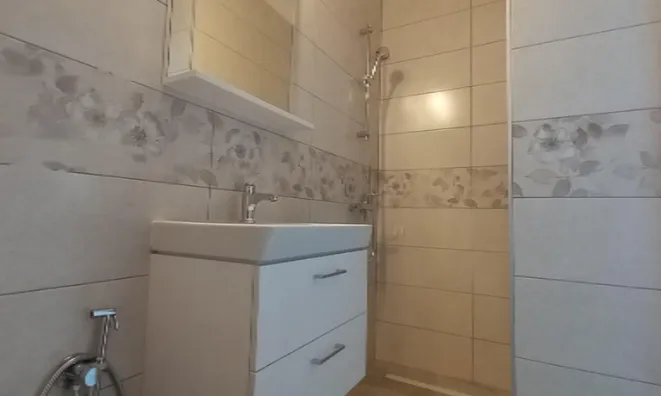 Недвижимость Трёхкомнатная квартира в Портороже: 9