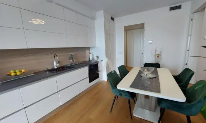 Недвижимость Двухкомнатная квартира Копер: 6