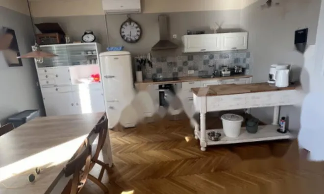 Недвижимость Четырёхкомнатная квартира Пиран: 4