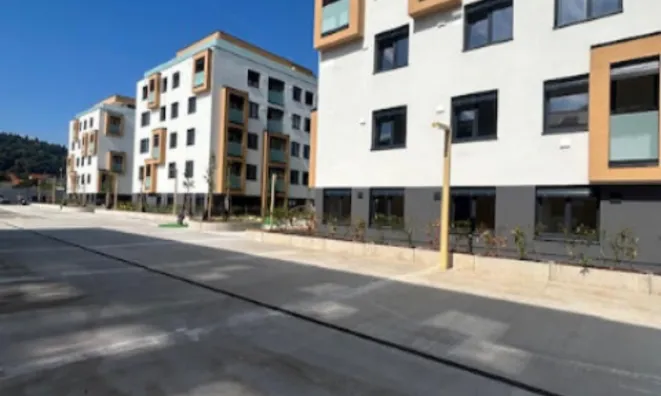 Недвижимость Квартира в Лубляне, Бежиград: 1