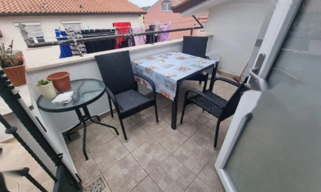 Недвижимость 2-комнатная квартира Изола: 4