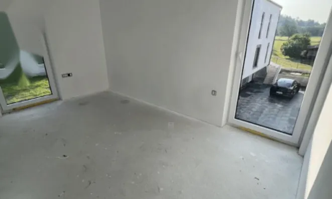 Недвижимость Дом, дуплекс Состро: 12
