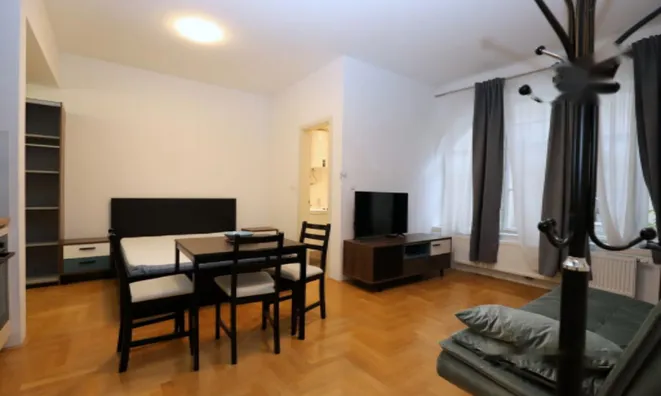 Недвижимость Дом, Старая Любляна: 12