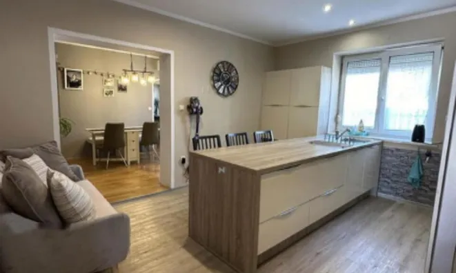 Недвижимость Дом, Любляна, Вич.: 5