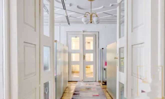 Недвижимость Офисное помещение в центре: 6