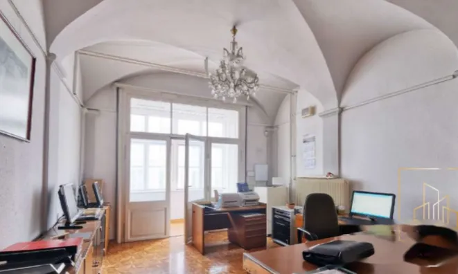 Недвижимость Офисное помещение в центре: 7