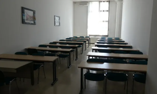 Недвижимость Коммерческое помещение Стегне: 5